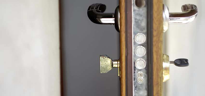 Holiday Emergency Locksmith in Oswego, Illinois