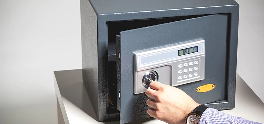 Jewelry Safe Unlocking Service in Oswego, Illinois